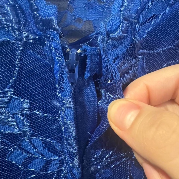 80s/90s royal blue STUNNING prom dress with poofy sleeves - Picture 3 of 8